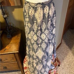 RAGA Gray and Cream Patterned Maxi Skirt